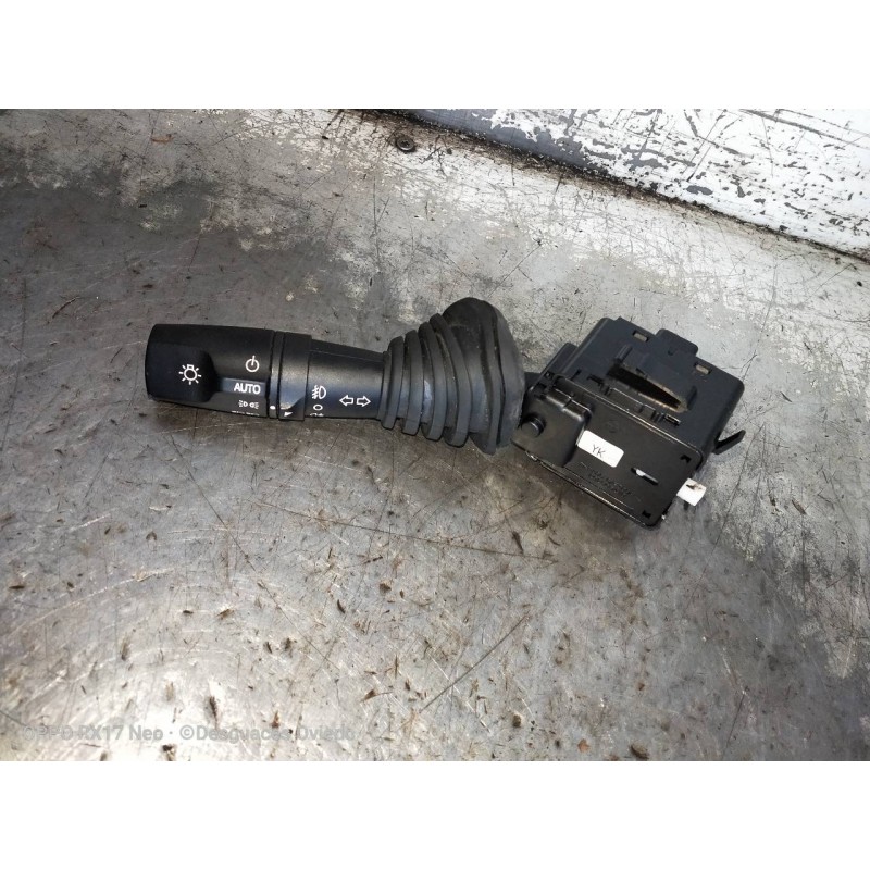 Recambio de mando luces para chevrolet captiva 2.0 vcdi lt referencia OEM IAM 202005410  