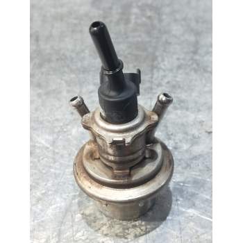 INYECTOR A0004901113 04444025017 ADBLU