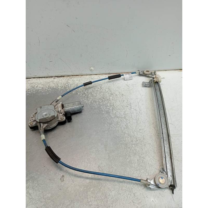 Recambio de elevalunas delantero izquierdo para fiat punto berlina (176) 1.2 cat referencia OEM IAM 32157001  3P