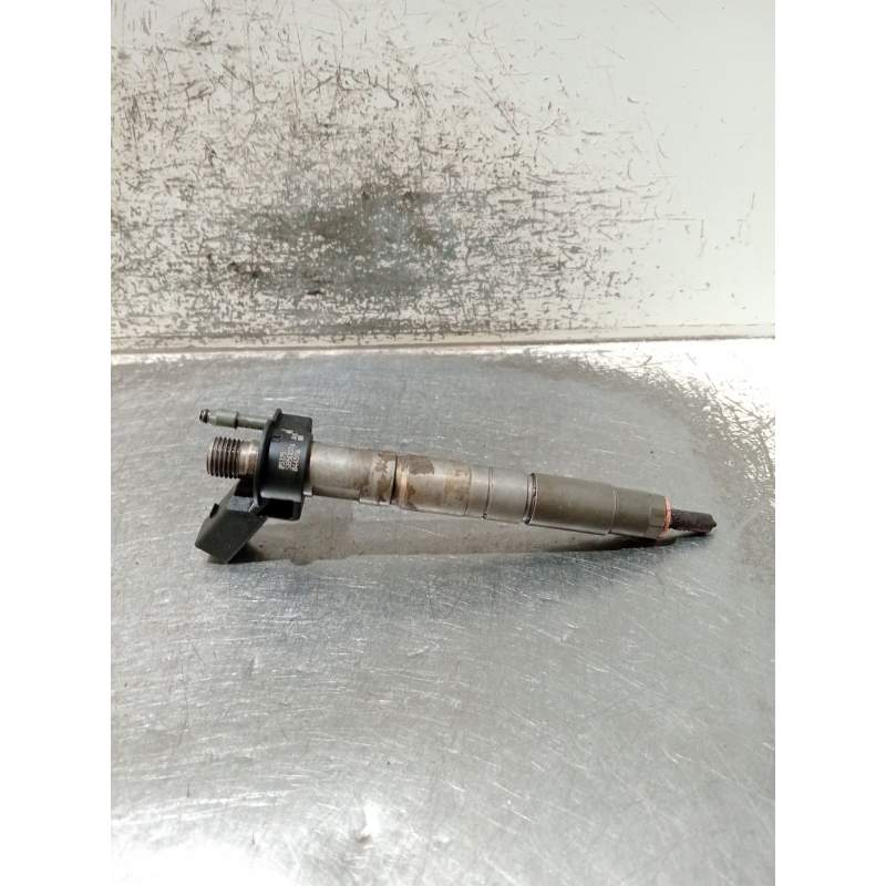 Recambio de inyector para bmw serie 3 coupe (e92) 320d referencia OEM IAM 779787704 0445116001 BOSCH