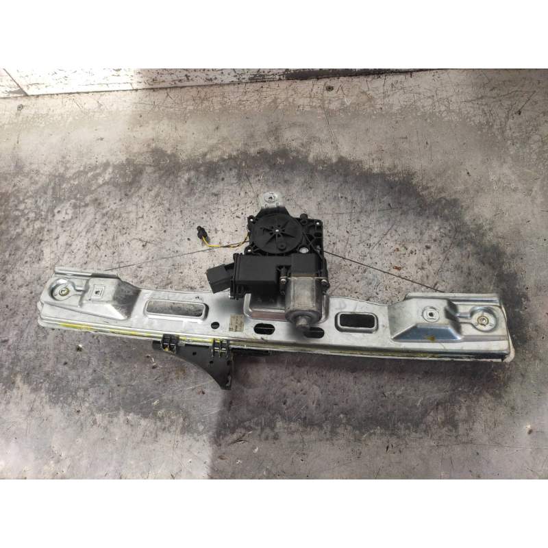 Recambio de elevalunas trasero derecho para opel zafira tourer excellence referencia OEM IAM 13260142 5P 2012