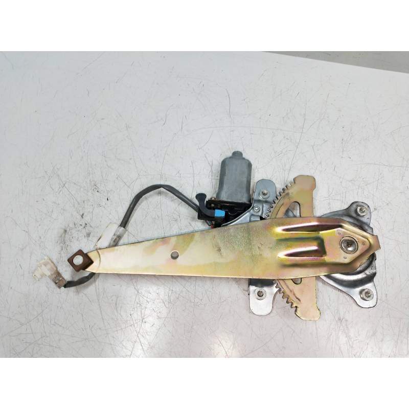 Recambio de elevalunas trasero izquierdo para lexus is200 (gxe10) 2.0 cat referencia OEM IAM 8572053030 0621009861 5P