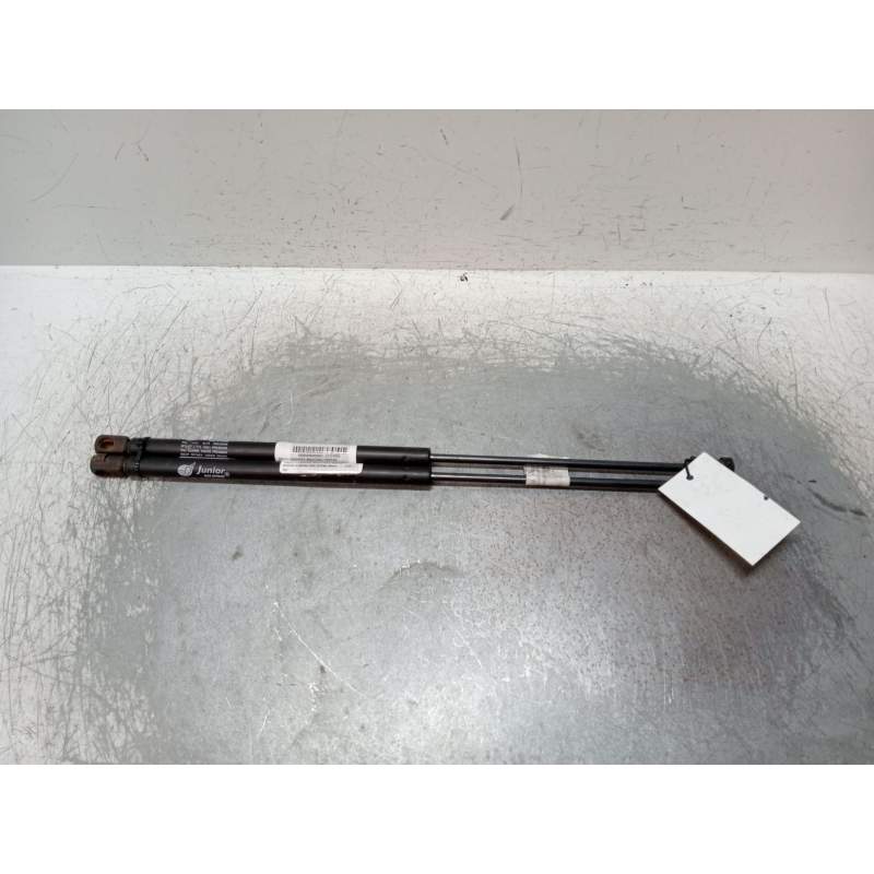 Recambio de amortiguadores maletero / porton para nissan almera tino (v10m) básico referencia OEM IAM   