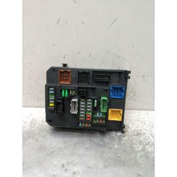 CAJA RELES / FUSIBLES 966554748000 S180121003 BSIQ0300