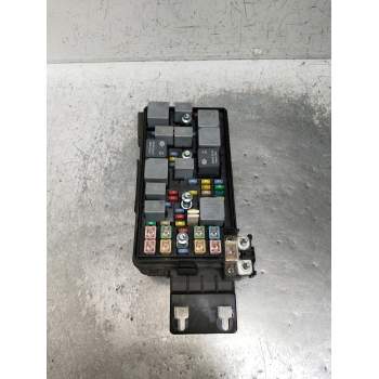 CAJA RELES / FUSIBLES 96646698 