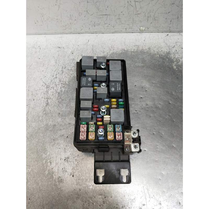 Recambio de caja reles / fusibles para chevrolet epica ltx referencia OEM IAM 96646698  