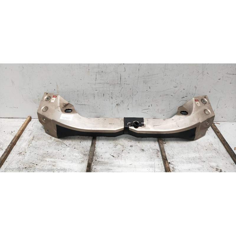 Recambio de panel frontal para mercedes-benz clase m (w163) 270 cdi (163.113) referencia OEM IAM   
