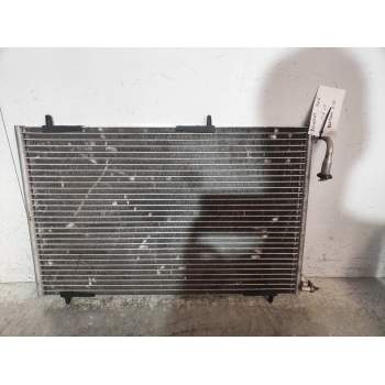 CONDENSADOR / RADIADOR AIRE ACONDICIONADO 876841U 