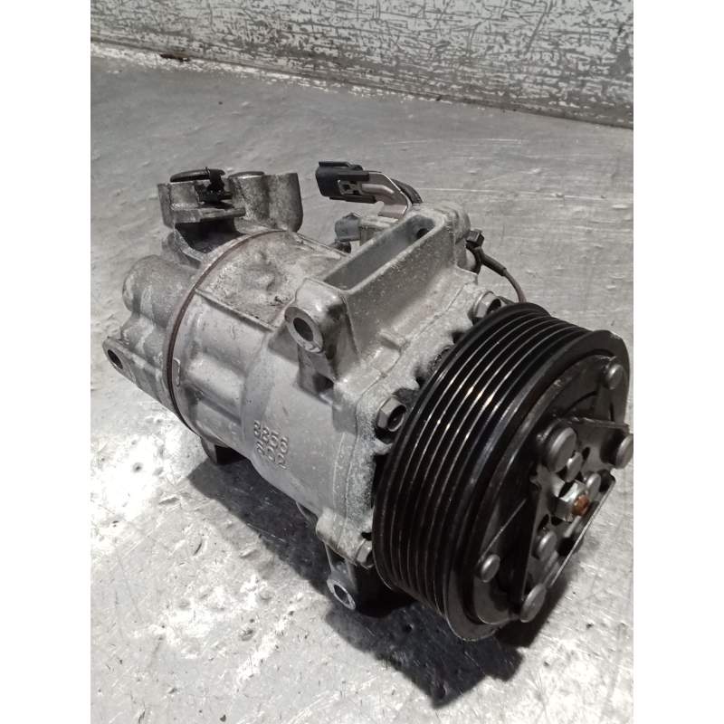 Recambio de compresor aire acondicionado para renault clio v referencia OEM IAM 926008955R 01831903161 2019