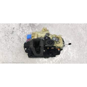 MOTOR CIERRE CENTRALIZADO TRASERO DERECHO 3B4839016AN 5P 2005