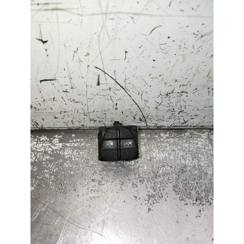 Recambio de mando elevalunas delantero izquierdo para volkswagen vento (1h2) gl referencia OEM IAM 1H0959855 4P 1991