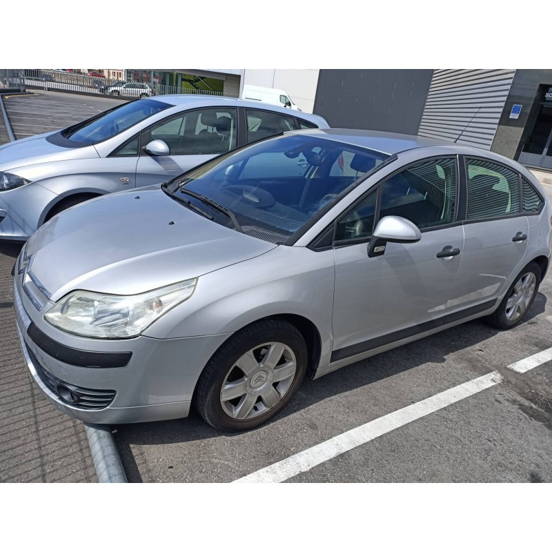 citroen c4 berlina del año 2006