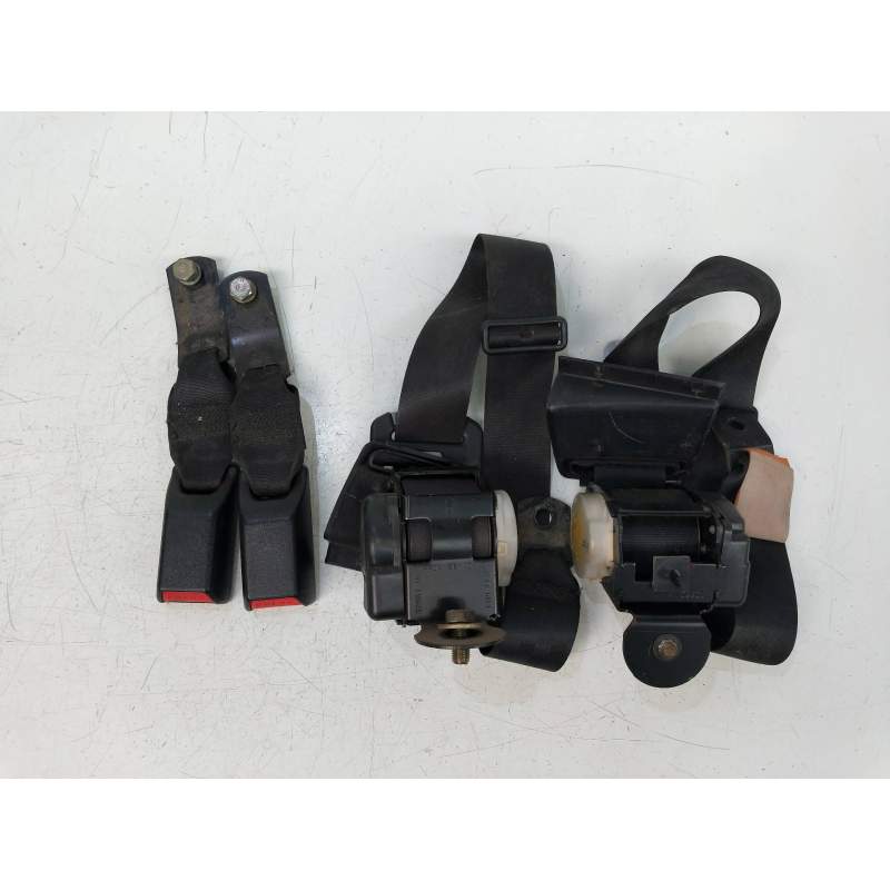 Recambio de juego cinturones trasero para mazda mx-3 (ec) 1.9 v6 24v cat referencia OEM IAM   3P