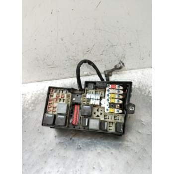 CAJA RELES / FUSIBLES 8M5T14K733KHA 2008