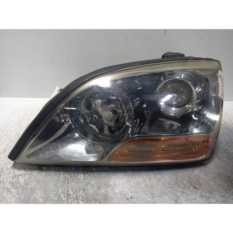 Recambio de faro izquierdo para kia sorento 2.5 crdi referencia OEM IAM LUPA  2006