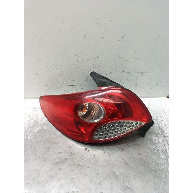 Recambio de piloto trasero izquierdo para peugeot 206+ (2l_, 2m_) 1.4 hdi eco 70 referencia OEM IAM   2009