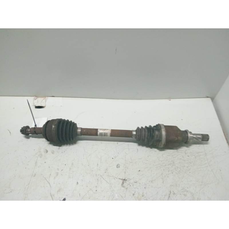 Recambio de transmision delantera izquierda para dacia logan ambiance referencia OEM IAM 8200543477  