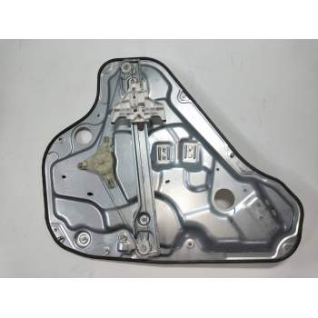 ELEVALUNAS TRASERO DERECHO 834502R000 5P