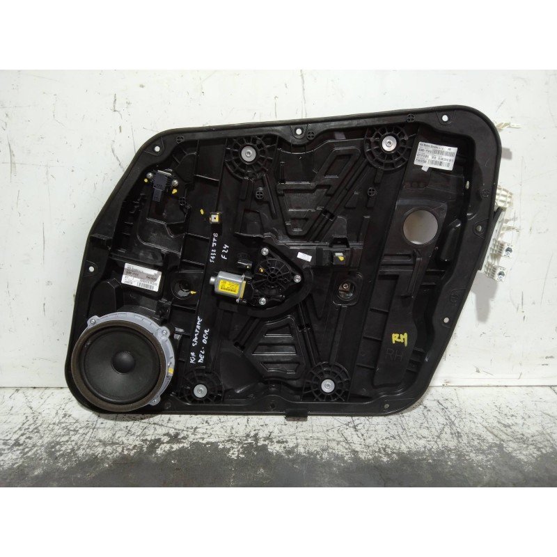 Recambio de elevalunas delantero derecho para kia sportage spirit 2wd referencia OEM IAM 82480F1610  5P