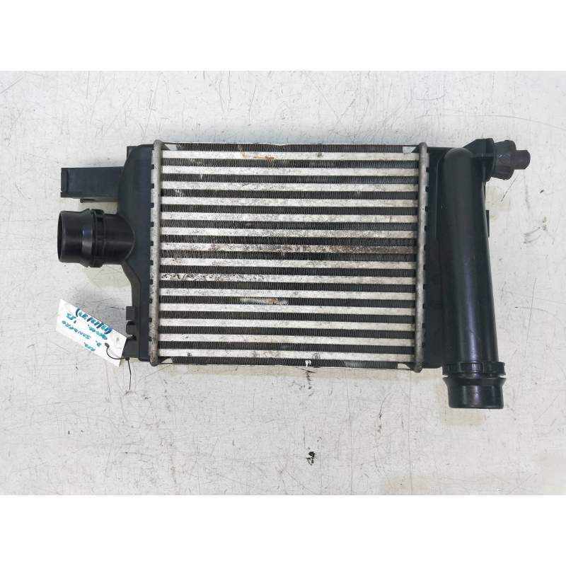 Recambio de intercooler para dacia sandero 0.9 tce cat referencia OEM IAM 144963014R  