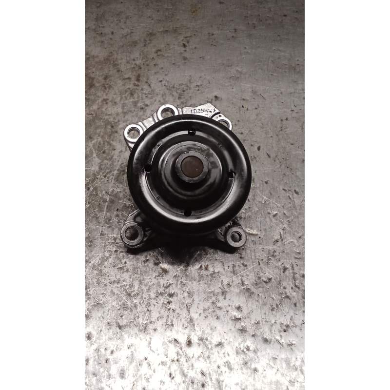 Recambio de bomba agua para toyota yaris (_p9_) 1.0 vvt-i (ksp90_) referencia OEM IAM  10G 2005