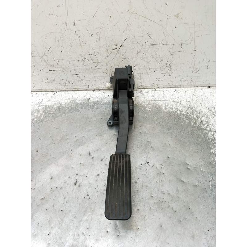 Recambio de potenciometro pedal para ssangyong rodius i 2.7 xdi referencia OEM IAM 05J050313 2055021001 2005