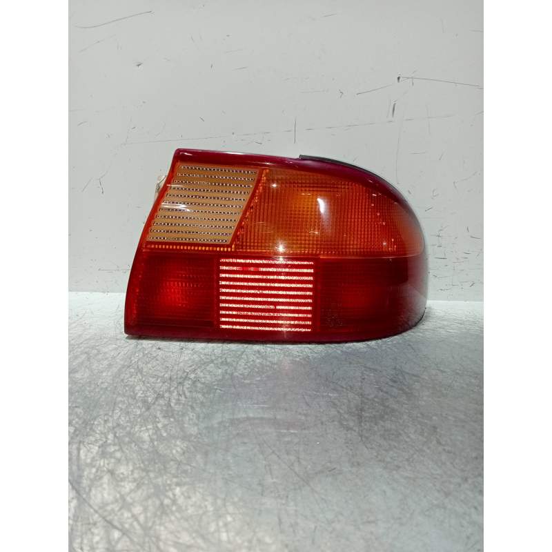 Recambio de piloto trasero derecho para ford mondeo berlina/familiar (fd) 1.8 16v cat referencia OEM IAM  4P 1993