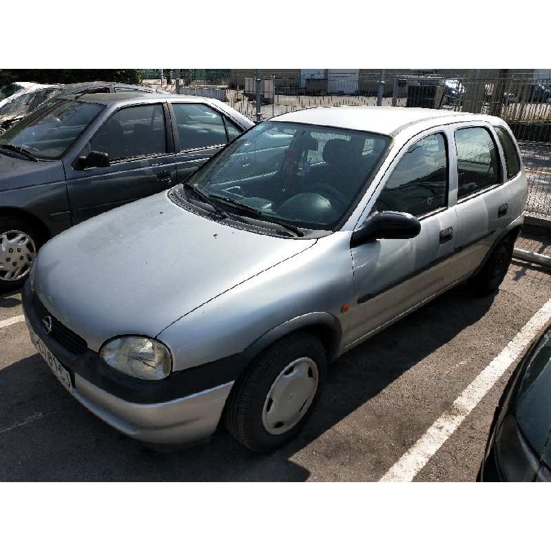 opel corsa b del año 2000