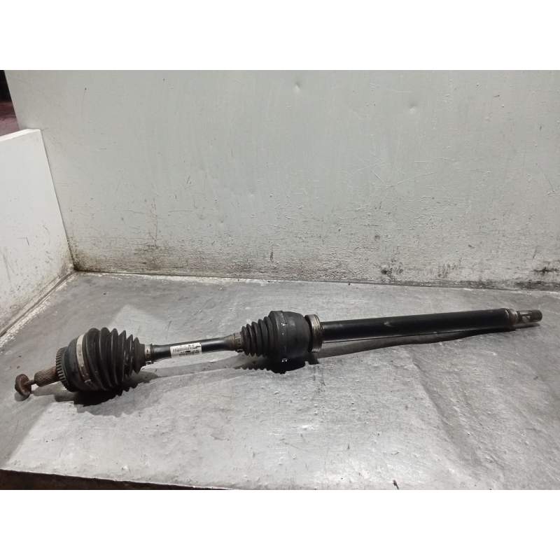 Recambio de transmision delantera derecha para volvo s80 berlina 2.4 d referencia OEM IAM P8689207 24DCI 1998