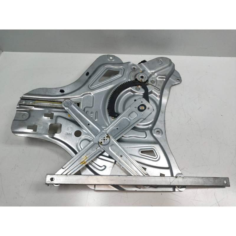 Recambio de elevalunas delantero izquierdo para hyundai ix35 1.7 crdi cat referencia OEM IAM 402389D  5P