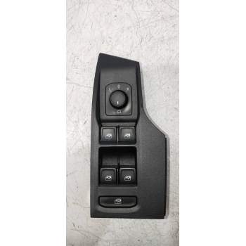 MANDO ELEVALUNAS DELANTERO IZQUIERDO 5G0959857F 