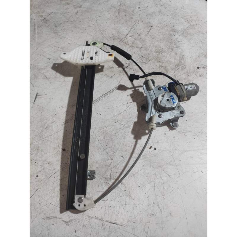 Recambio de elevalunas trasero derecho para chevrolet captiva 3.2 v6 ltx referencia OEM IAM 96627082 5P 2006