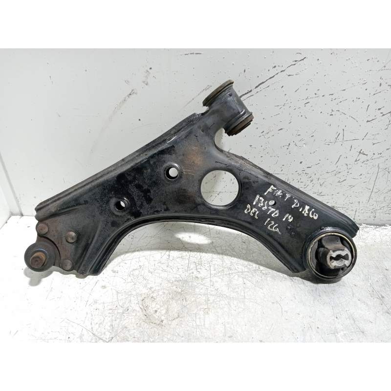 Recambio de brazo suspension inferior delantero izquierdo para fiat doblo active referencia OEM IAM   2010