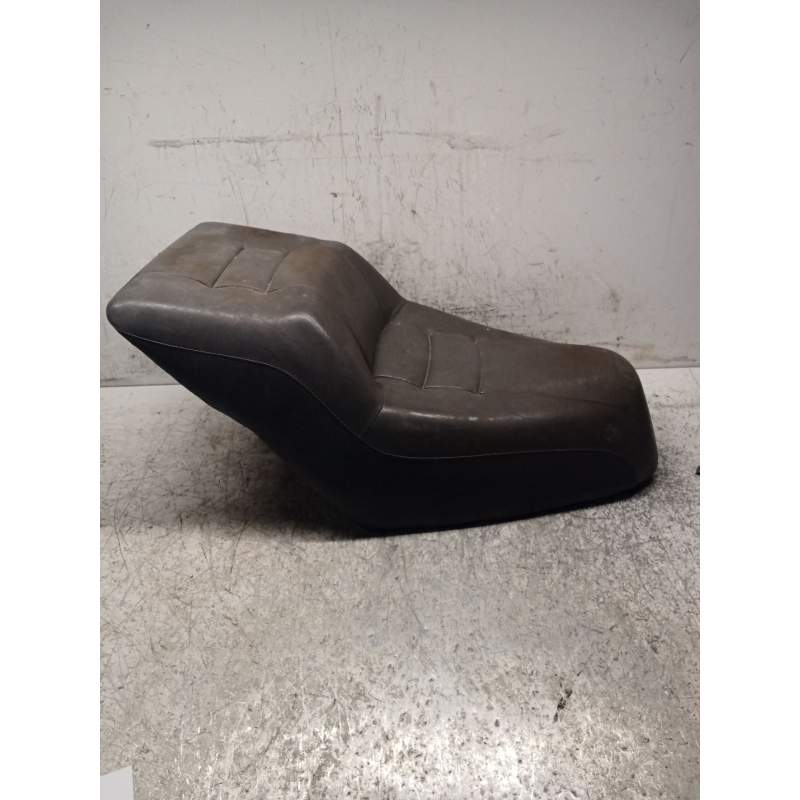 Recambio de asiento para honda cn cn 250 helix (mf02) referencia OEM IAM   
