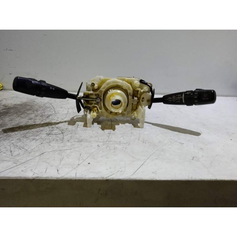 Recambio de mando luces para kia carnival ii 2.5 v6 ex referencia OEM IAM  25G 2001