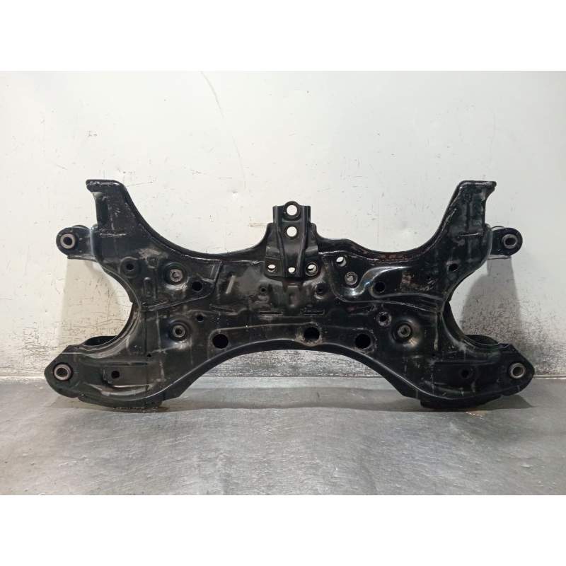 Recambio de puente delantero para toyota avensis station wagon (_t25_) 2.2 d-4d (adt251_) referencia OEM IAM CUNA  