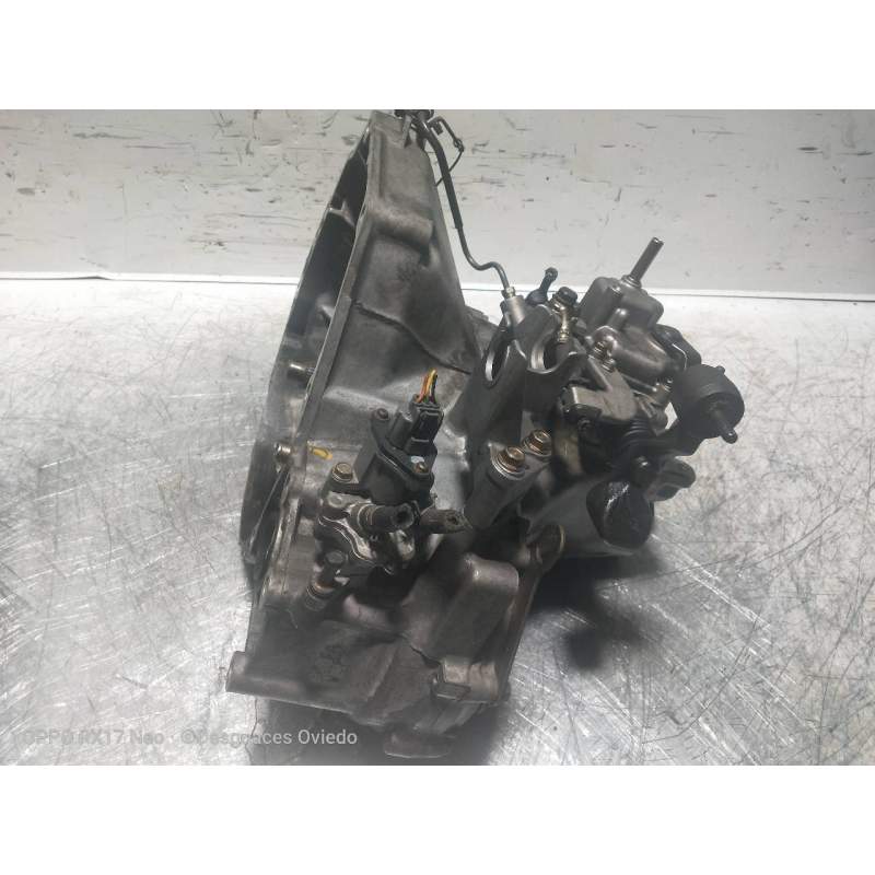 Recambio de caja cambios para mg serie 600 (rh) 620 si referencia OEM IAM N2S4 2033700 
