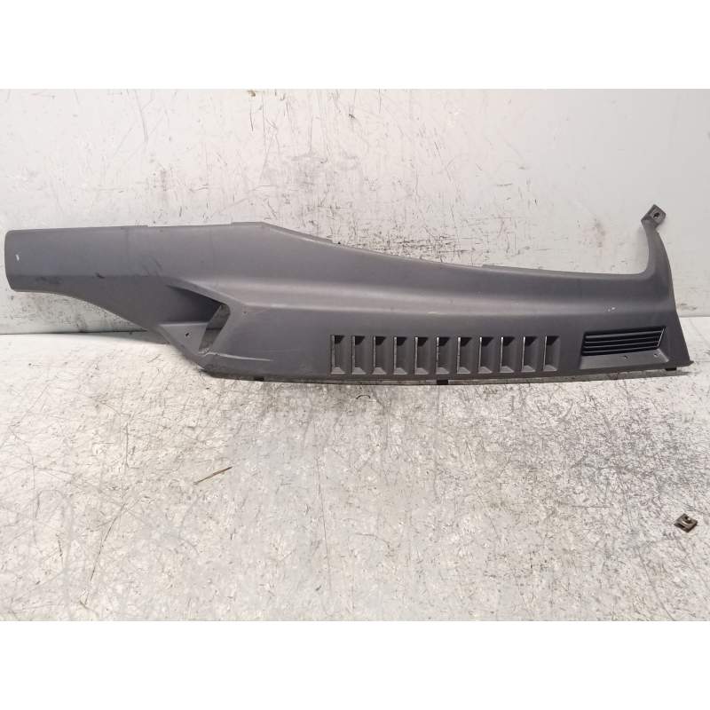 Recambio de moldura para honda cn cn 250 helix (mf02) referencia OEM IAM LATERAL DERECHO  