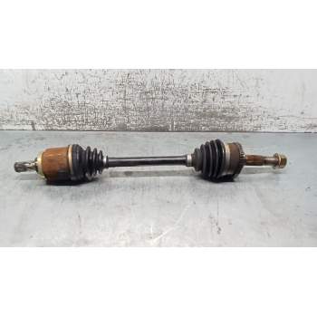 TRANSMISION DELANTERA IZQUIERDA 16G 1999