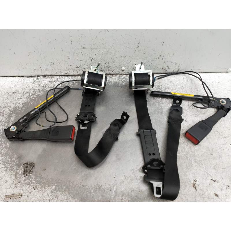 Recambio de juego cinturones delantero para opel astra h berlina cosmo referencia OEM IAM  5P H/04