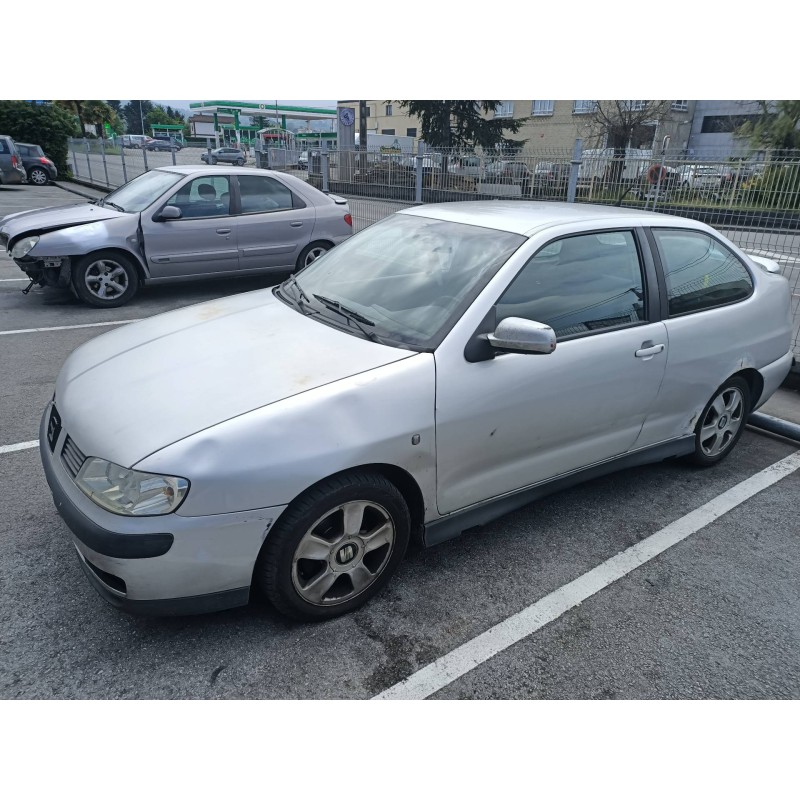 seat cordoba berlina (6k2) del año 1999