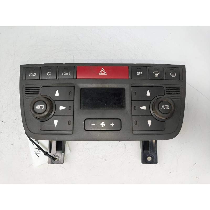 Recambio de mando calefaccion / aire acondicionado para fiat idea (135) 1.4 referencia OEM IAM 735377258 A83005800 