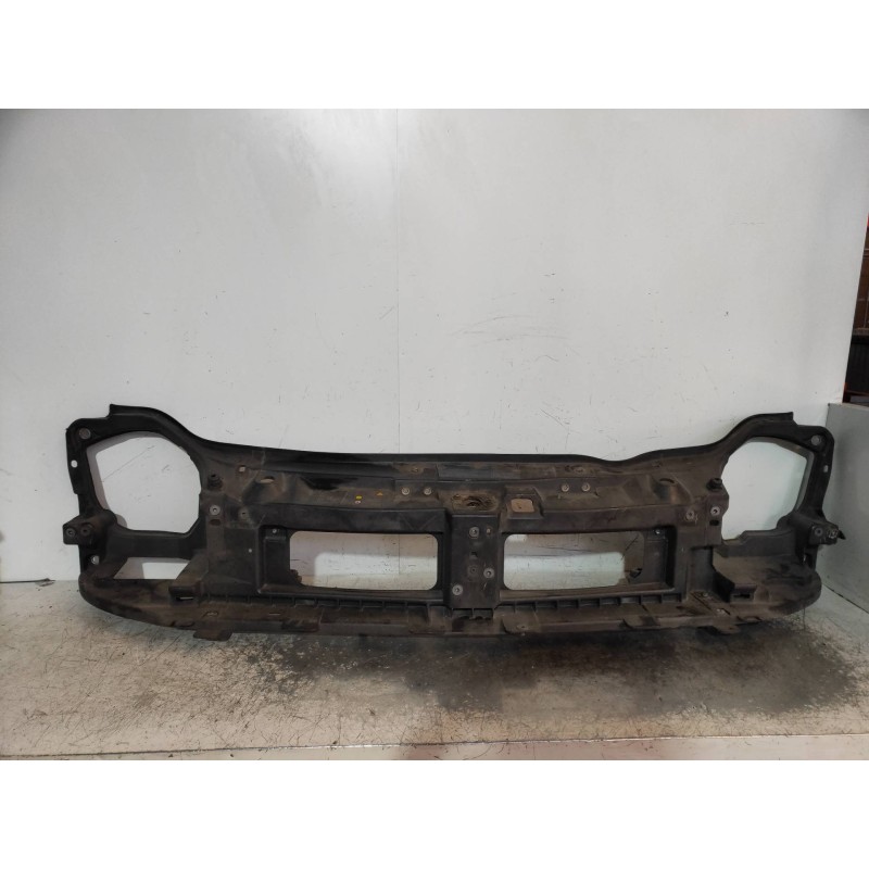 Recambio de panel frontal para renault trafic combi (ab 4.01) 6 - plazas, acristalado parcial, combi corto referencia OEM IAM   