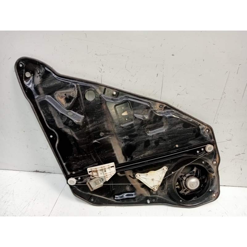 Recambio de elevalunas trasero izquierdo para mercedes-benz clase gl (x164) 320 cdi 4-matic (164.822) referencia OEM IAM A164820