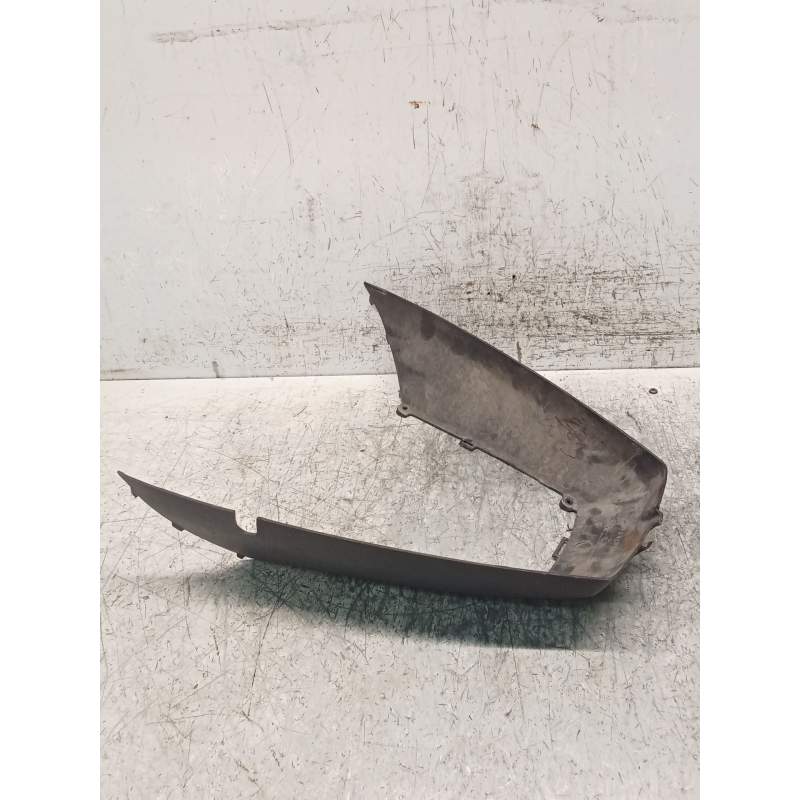 Recambio de moldura para honda cn cn 250 helix (mf02) referencia OEM IAM INFERIOR  