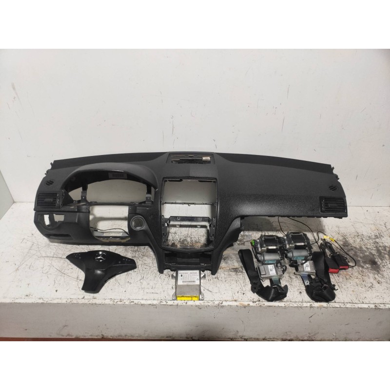 Recambio de kit airbag para mercedes clase c (w204) familiar 220 t cdi (204.208) referencia OEM IAM A2048706826  