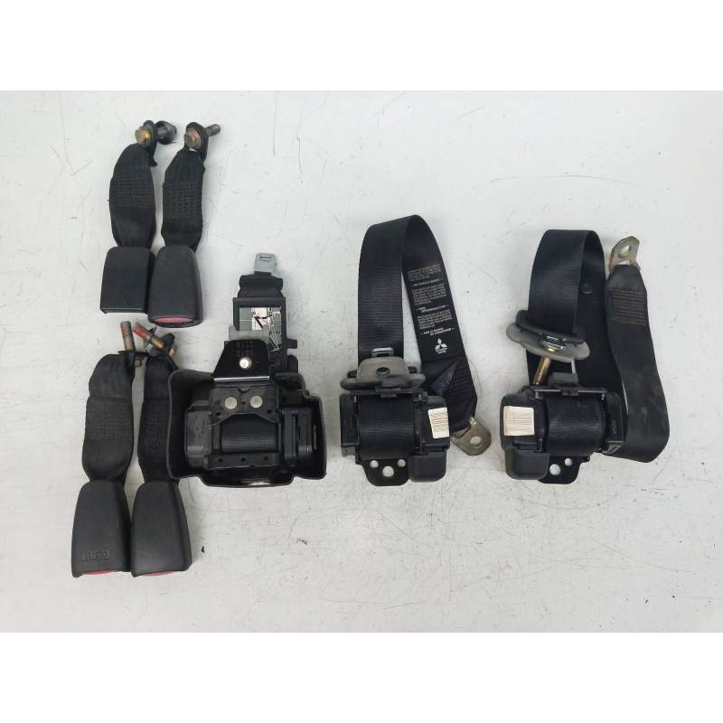 Recambio de juego cinturones trasero para mitsubishi space star (dg0) 1.9 di-d cat referencia OEM IAM   5P