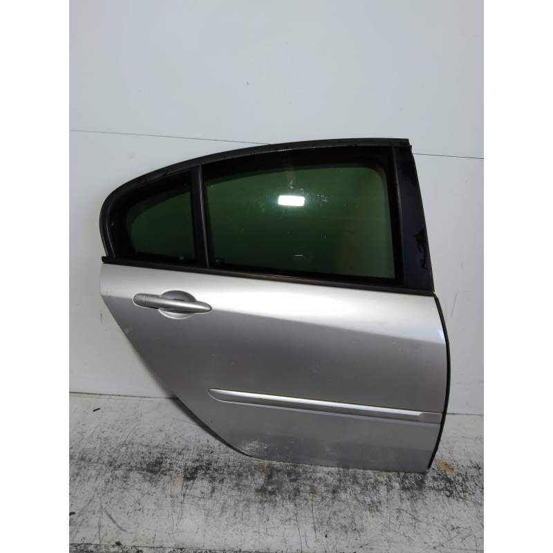 Recambio de puerta trasera derecha para renault laguna iii authentique referencia OEM IAM  5P 