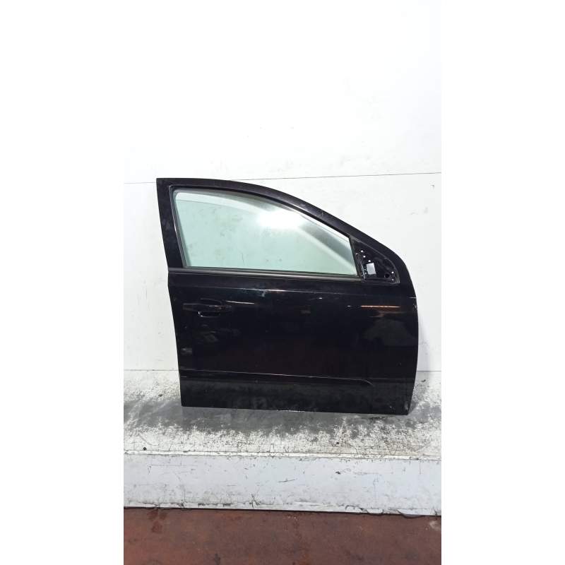 Recambio de puerta delantera derecha para opel astra h berlina cosmo referencia OEM IAM  5P H/04