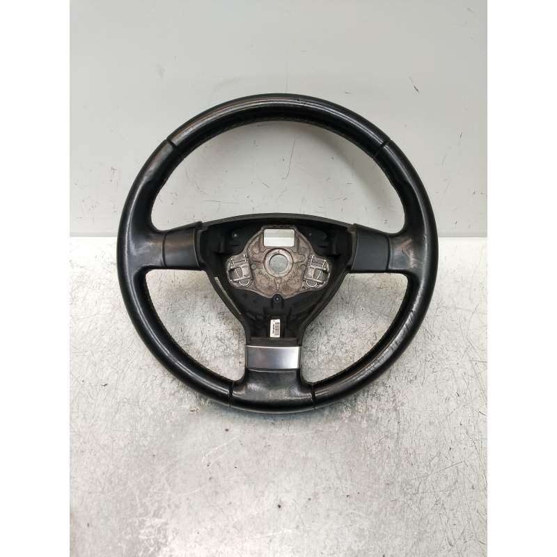 Recambio de volante para volkswagen polo (9n3) advance referencia OEM IAM   2005